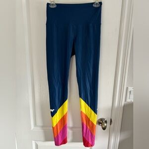 Goldsheep Rainbow Accent Leggings Size Medium